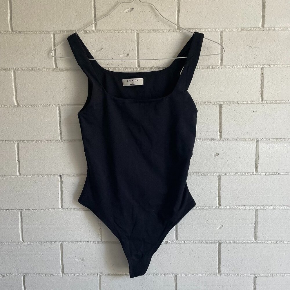 Aritzia Contour Squareneck Bodysuit